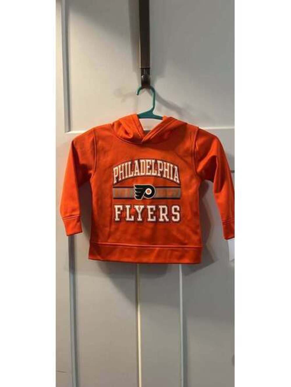 NHL Philadelphia Flyers boys hoodie 2T